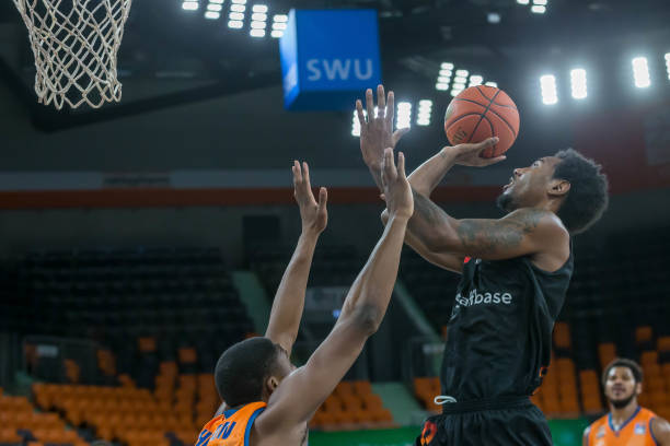 续发光发热 续发光发热