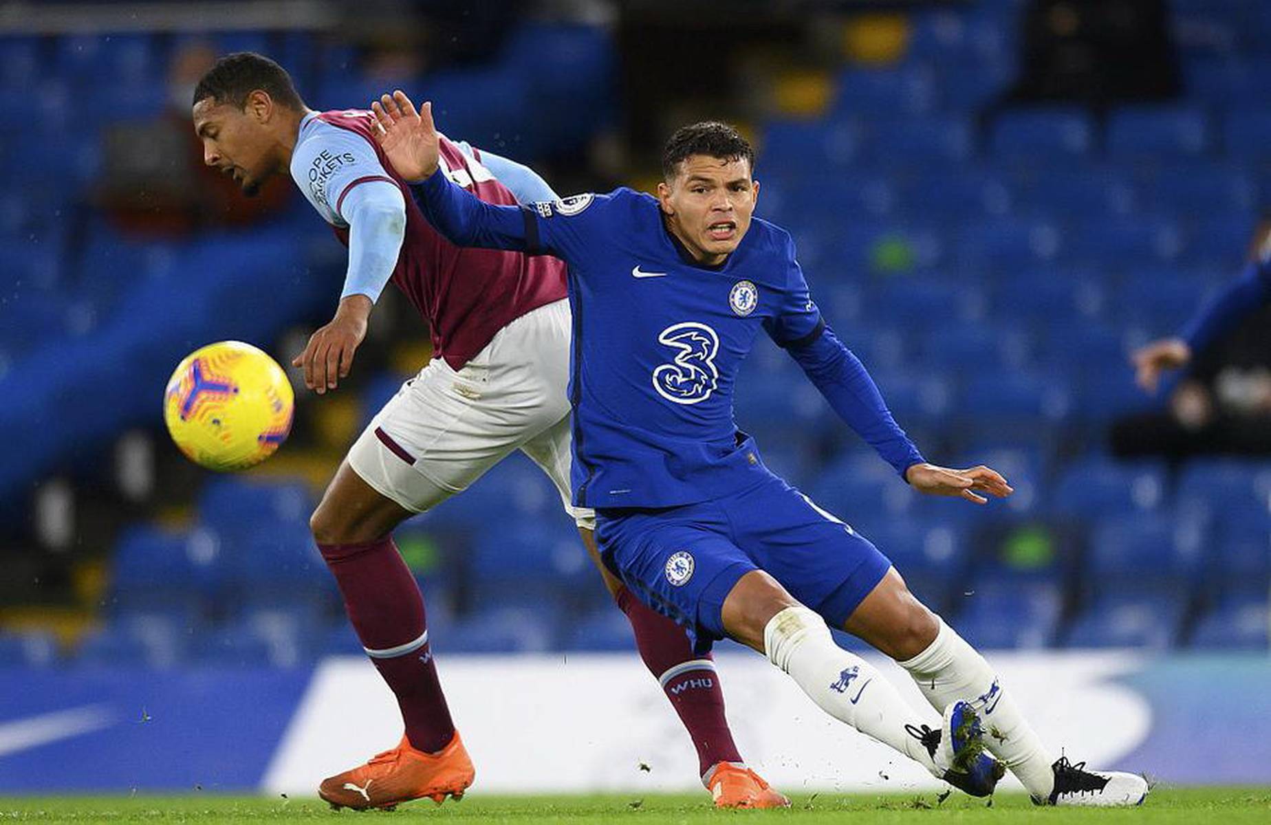 大举压上 大举压上